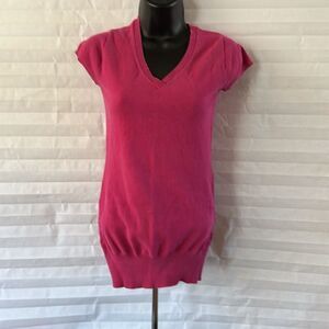H&M Raspberry Cap Sleeve Pullover Sweater Top Size 2 XS Knit Soft Feminine